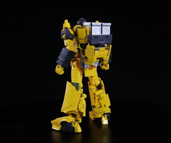 Masterpiece Sunstreaker MP 39 Stock Photos And Turnaround Images 15 (15 of 33)